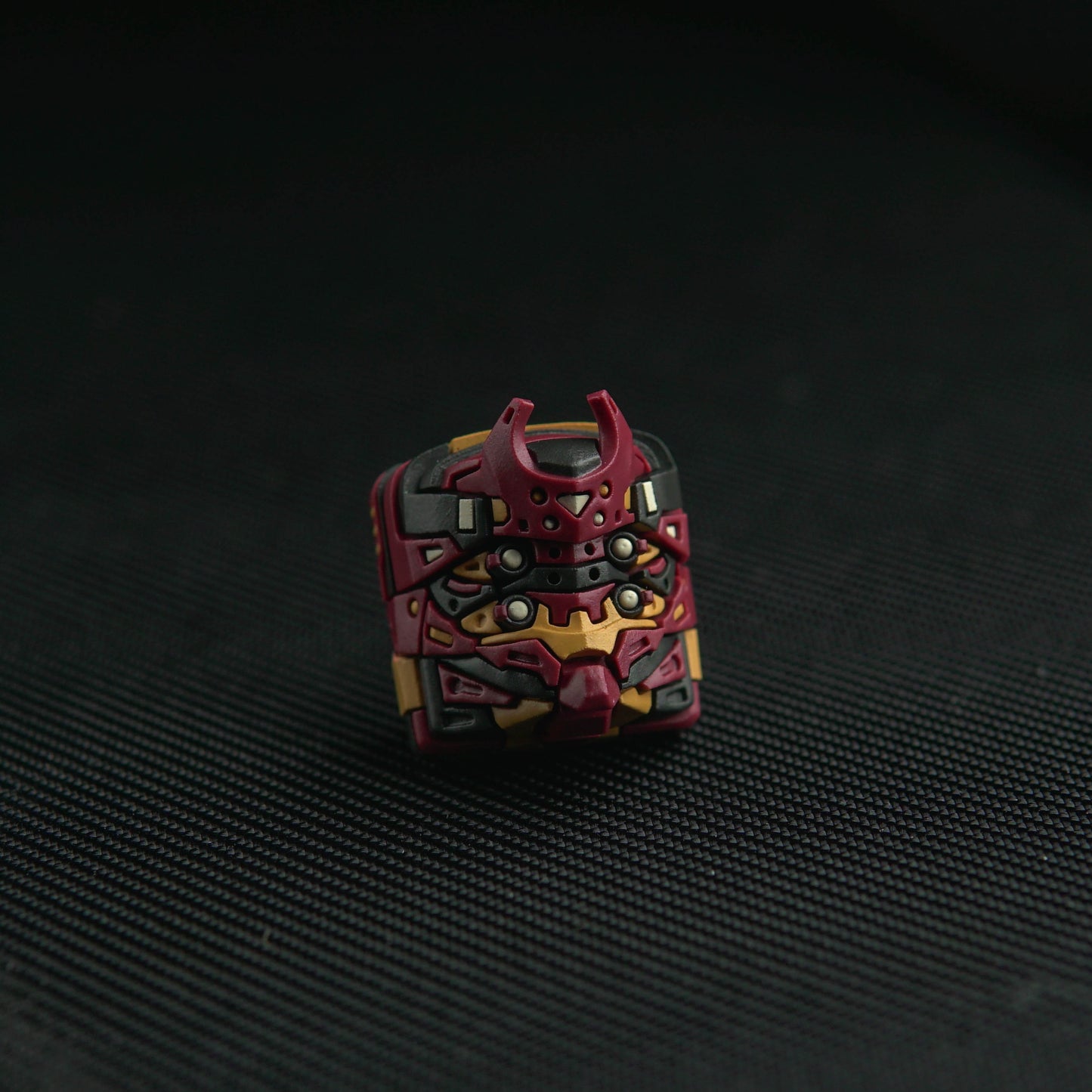 ASSORTED CAPS (B-STOCK)